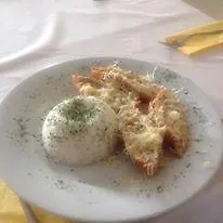 Fezor Panzio Es Etterem 招待所 *